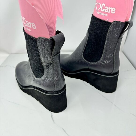 M. Gemi Wedge Boots- Size 10 - Picture 9 of 15